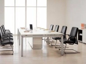 北京辦公家具定制指南 從會(huì)議桌椅到文件柜，滿足您的辦公需求